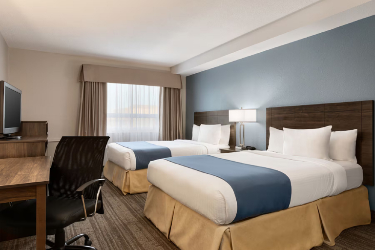 Bedroom 3, Travelodge Suites By Wyndham New Glasgow, Pictou