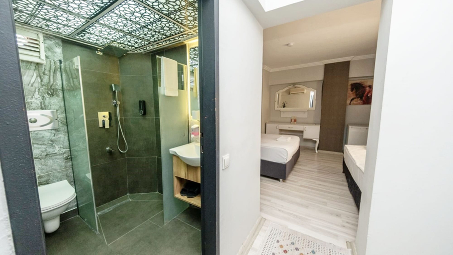 Bathroom 5, Yilmazel Hotel, Şehitkamil