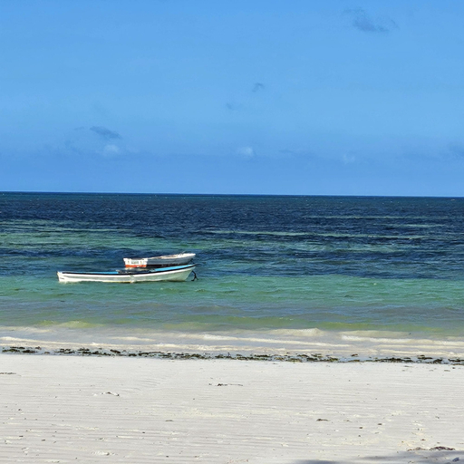 Beach 4, Ocean-view Balcony - Uroa 2 Bedroom Beachfront apt, Kati