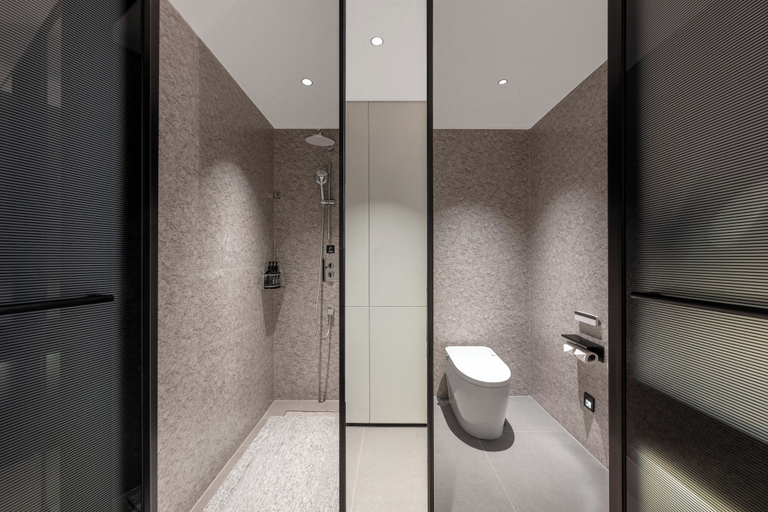 Bathroom 4, Intercity Hotel Lijiang Dashuiche, Lijiang