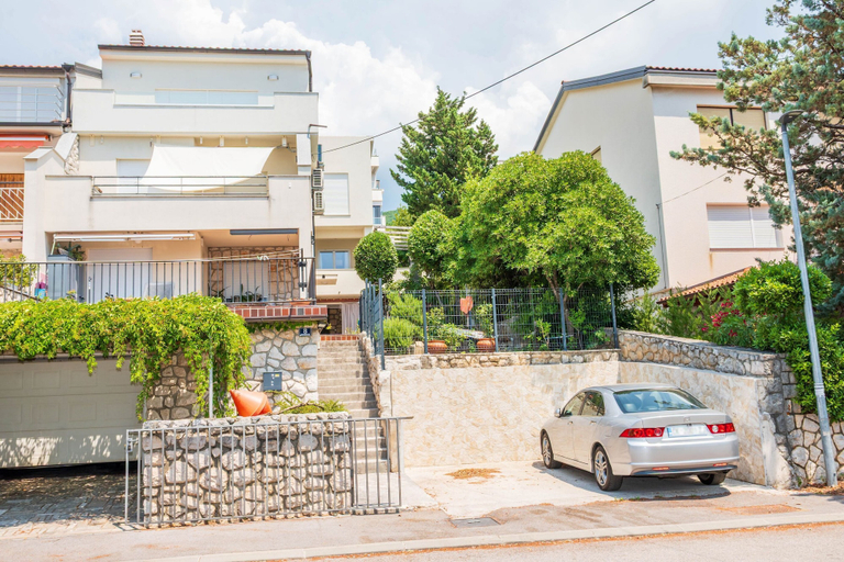 Building design 5, Apartment Nikol, Crikvenica