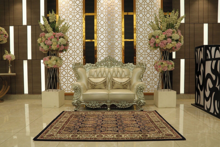 Lobby 1, La Flora Resort, Meerut