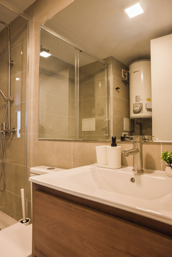 Bathroom 4, Bright Las Condes Apt Pool & Gym, Cordillera