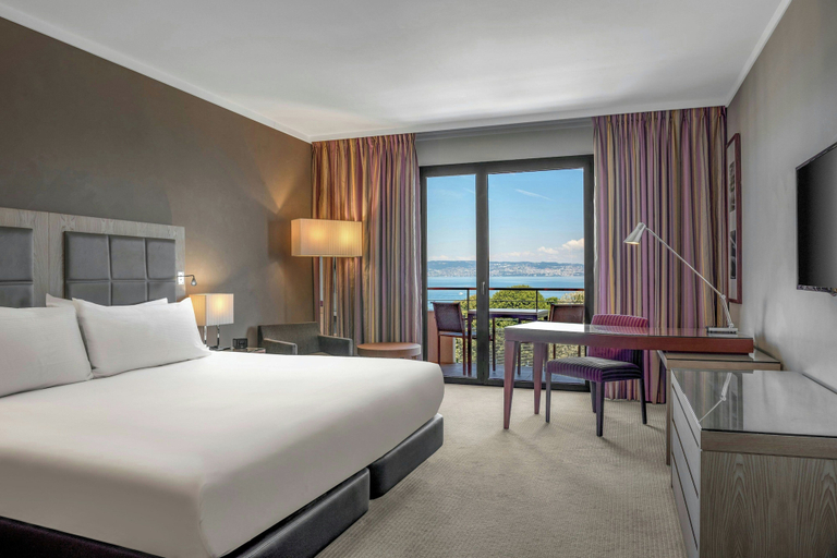Bedroom 4, Hotel Evian-les-Bains by Leonardo Hotels, Haute-Savoie