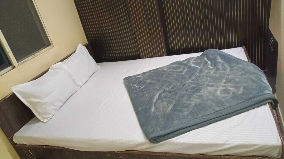 Room 4, Jaimaya Guest House, Ujjain