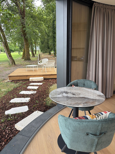 Outdoor dining 5, Oomi, Lot-et-Garonne