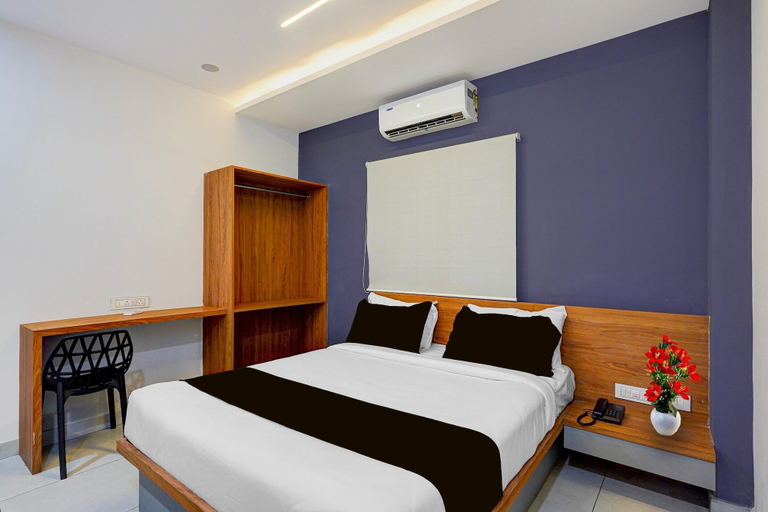 Room 3, Hotel O Brookefield Mall Bangalore, Bangalore