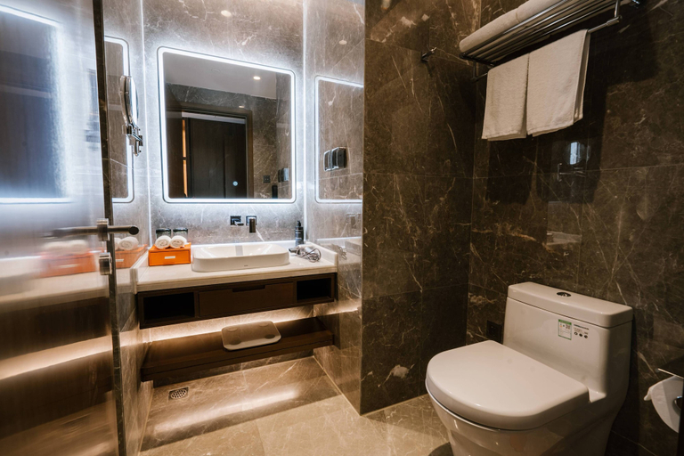 Bathroom 5, chang zhou wen jun jing xuan jiu dian, Changzhou