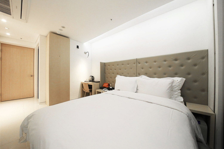 Bedroom 3, Yeoksam Richwell Hotel, Gangnam