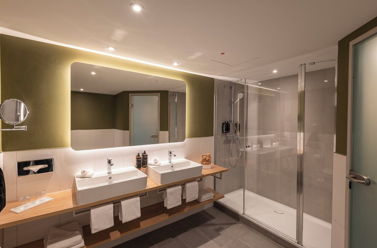 Bathroom 3, Mercure Parkhotel Mönchengladbach, Mönchengladbach
