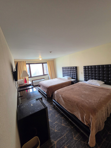 Bedroom 2, HILLTOP INN, Washington