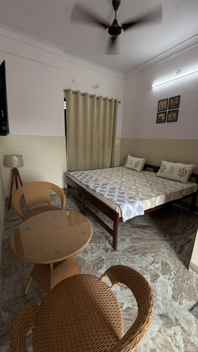Room 3, Anantam Stays By Hotel Bhopal Palace, Jaipur