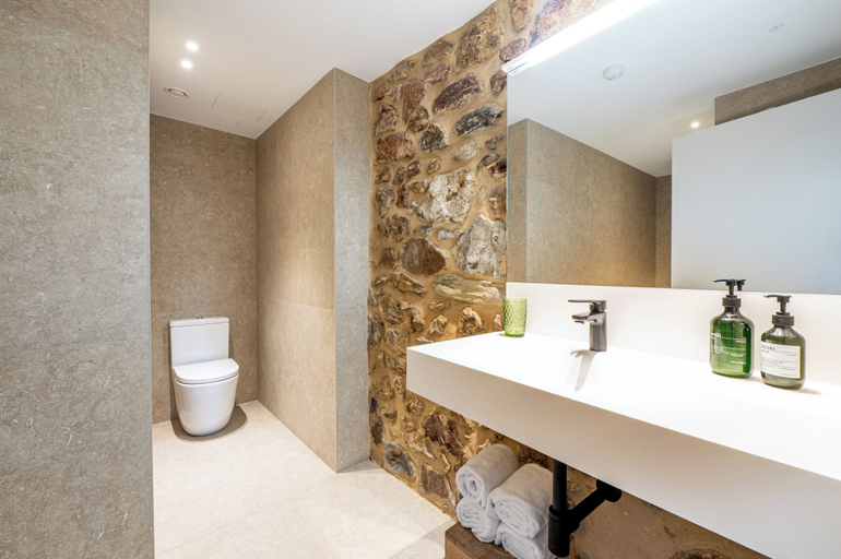 Bathroom 3, Gamongoa, Guipúzcoa