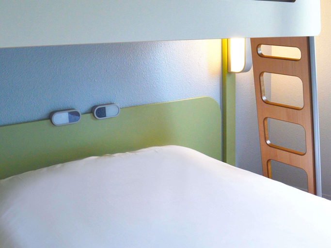 Bedroom 5, Ibis Budget Rouen Nord Isneauville, Seine-Maritime