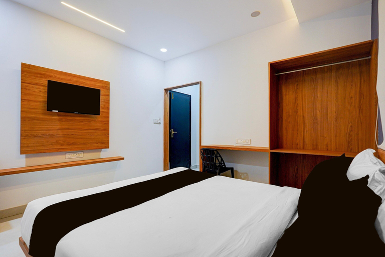 Room 5, Hotel O Brookefield Mall Bangalore, Bangalore