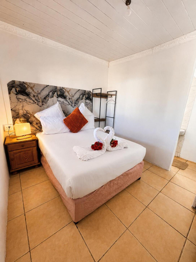 Bedroom 2, Nairobi Guesthouse, Dr Kenneth Kaunda