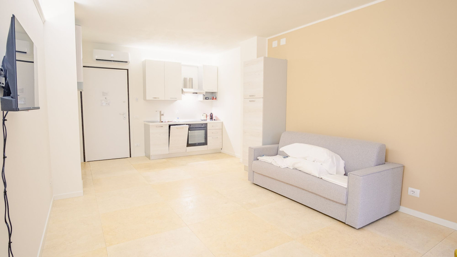 Room 3, 19 Relais du Lac Elite - Italian Homing, Brescia