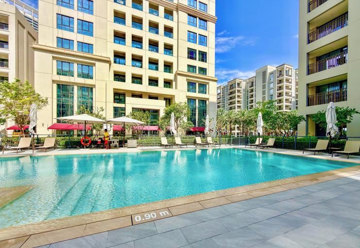 Pool 4, Golden Hour 1BR - Lagoon & Sunset Views, Dubai