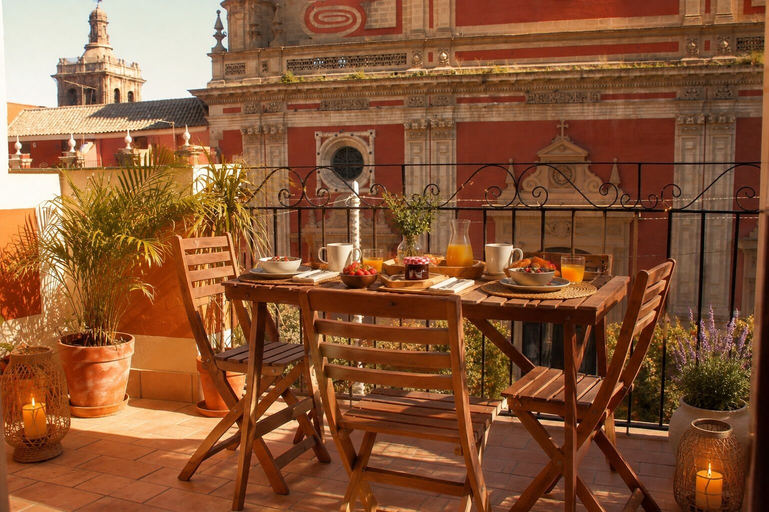 Outdoor dining 4, Panther Home Salvador, Sevilla