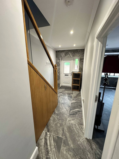 Interior 3, Serene 5-bedroom House in Staines-upon-thames With Garden, Surrey