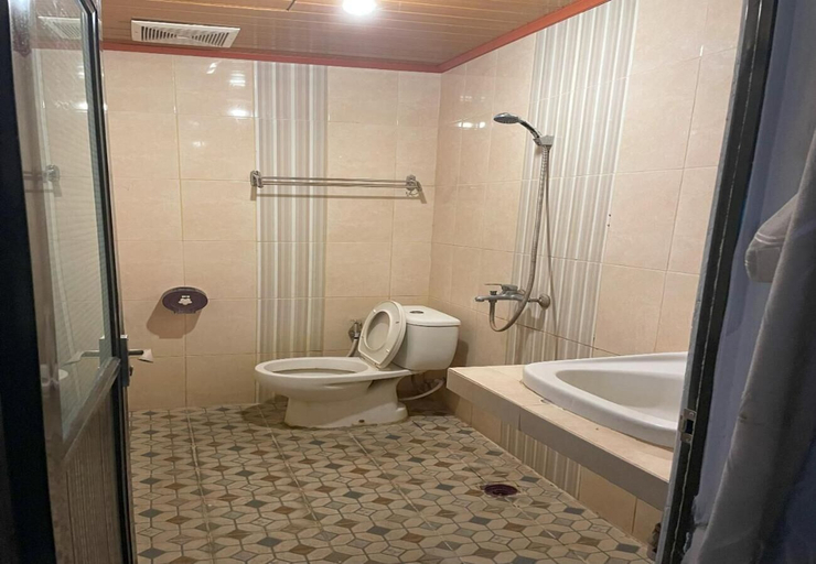 Bathroom 4, Hotel Star 88, Sleman