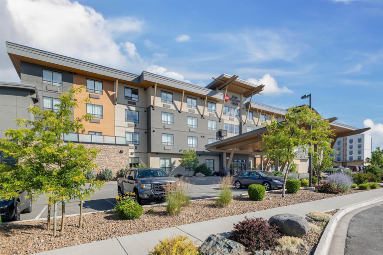 Exterior & Views 2, Best Western Plus Merritt Hotel, Thompson-Nicola