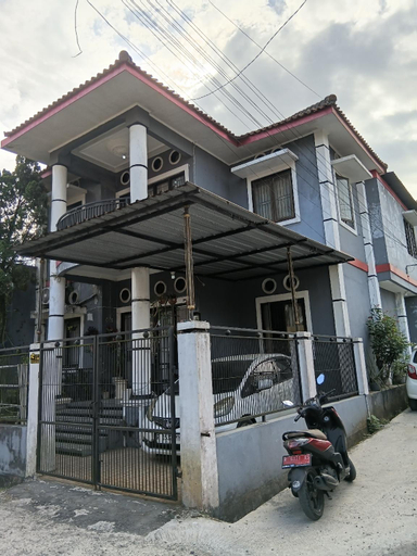 Exterior & Views 4, HOMESTAY BINTANG SYARIAH , Banyumas