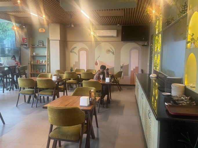 Restaurant 4, THE WHITE MOON, Jaipur