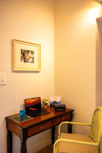 Room 5, The Blue Root by Viraalay - 5 Bed Heritage Home Villa in Udaipur, Udaipur