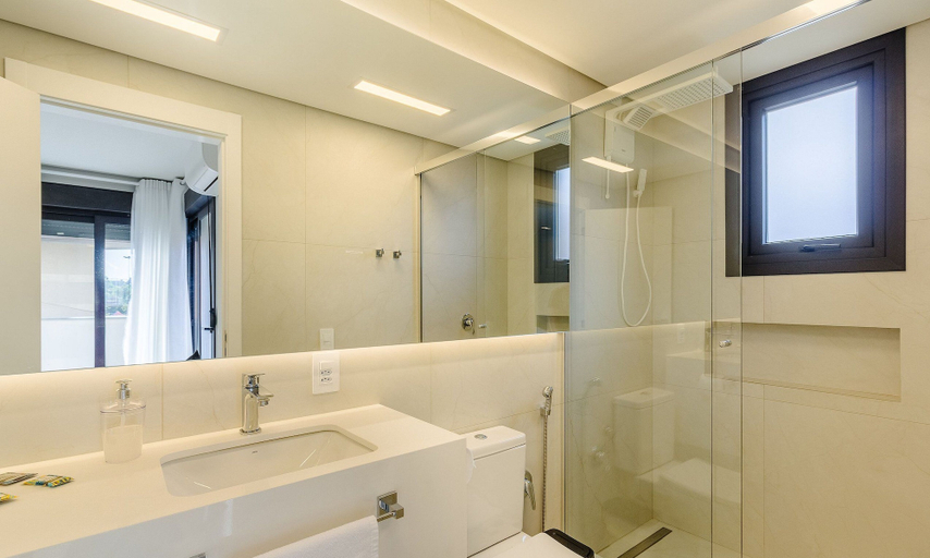Bathroom 2, Beautiful Apartment in Gramado Dlh0201, Gramado