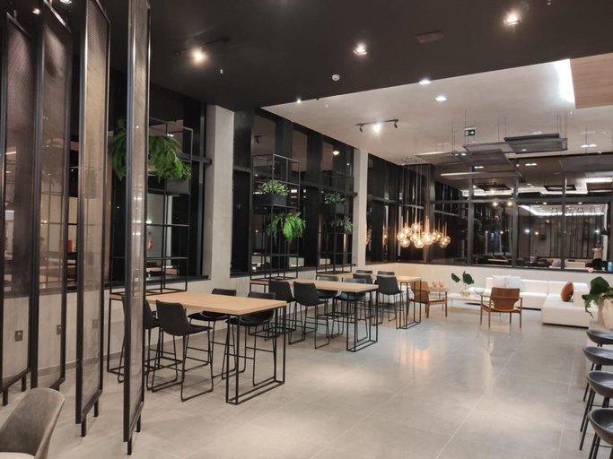 Food & Drinks 4, Serrana Residence, Nova Serrana