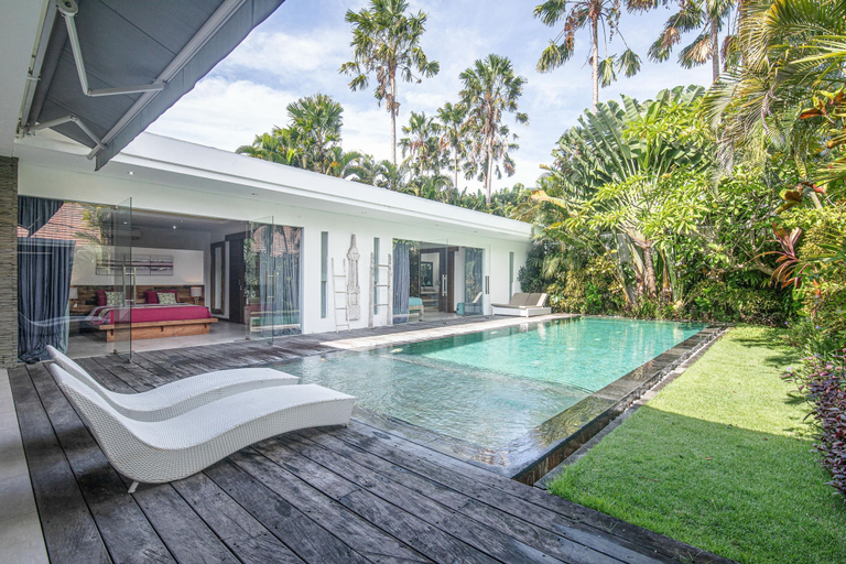 Room 1, Splendid Villa 3Br Center Seminyak, Badung