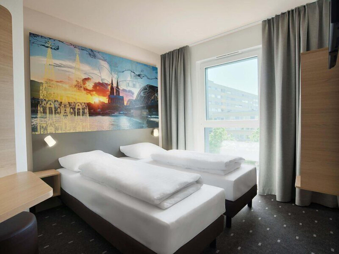 Bedroom 3, B&B Hotel Köln-City, Köln