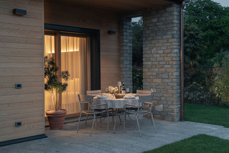 Outdoor dining 4, MC residence, Como