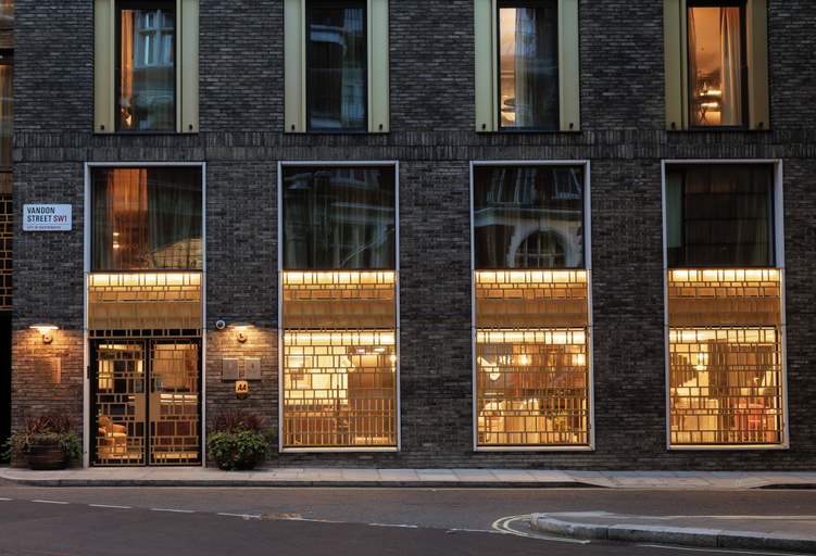 Exterior & Views 2, The Guardsman Hotel and Residences, London