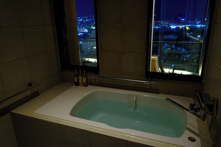 Bathroom 5, Inasayama Kanko Hotel, Nagasaki