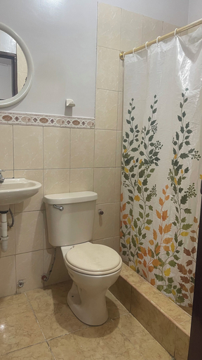 Bathroom 3, Hotel Dorado, Guayaquil