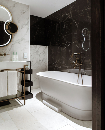 Bathroom 5, The Guardsman Hotel and Residences, London
