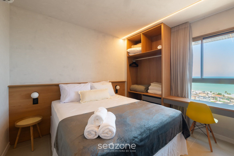 Room 5, Apartment w/ sea View in Building w/ Pool Edf1303, Salvador