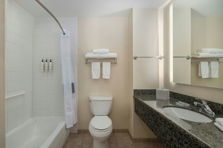 Bathroom 4, City Express By Marriott King of Prussia, Montgomery
