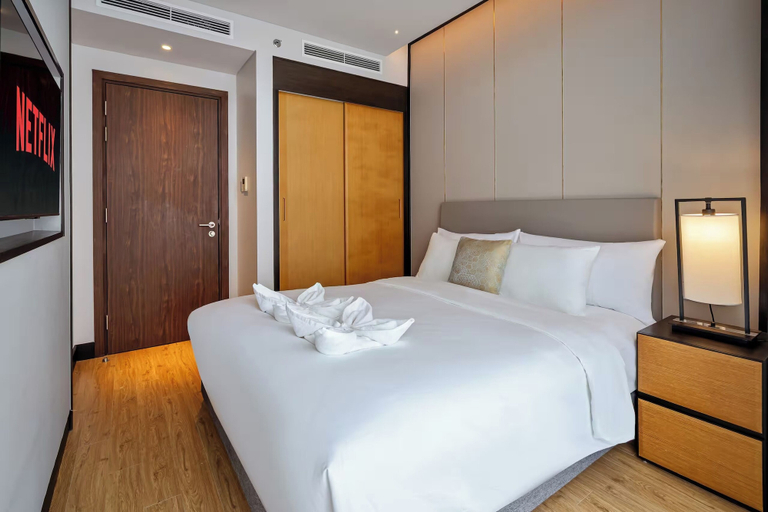 Room 2, Tropic Moderne Beachside Residences, Da Nang