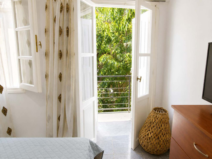 Room 5, Kalymnos Island Gentaway - Chora Central Location, South Aegean