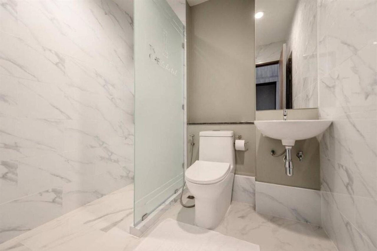 Bathroom 4, The Chess Hotel, Muang Rayong