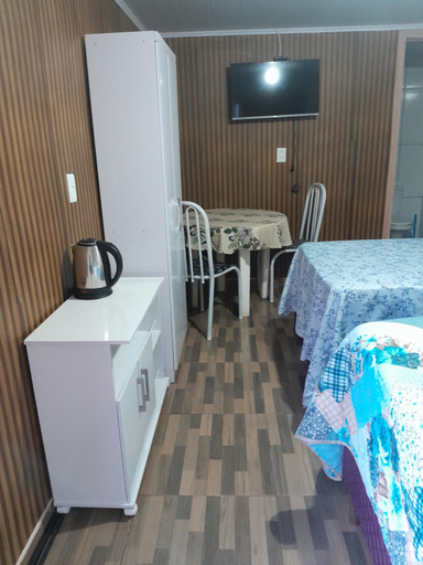 Others, Quartos em Ametista do Sul, Ametista do Sul