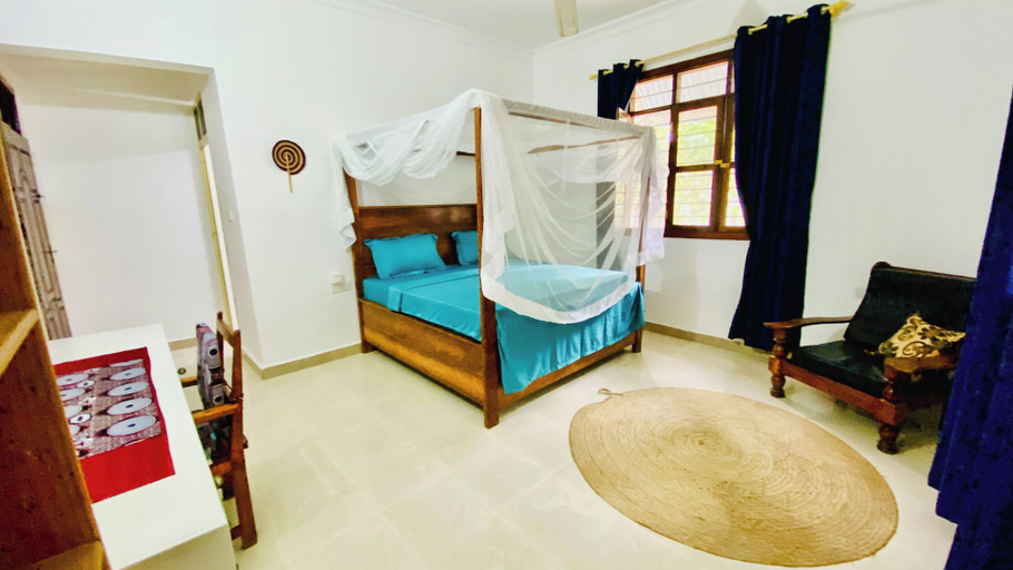 Room 2, Fish House, Kaskazini 'A'