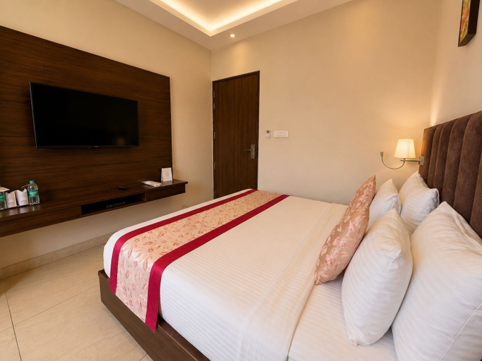 Bedroom 3, Hotel Ramaya Inn @ Har Ki Pauri Road, Dehradun