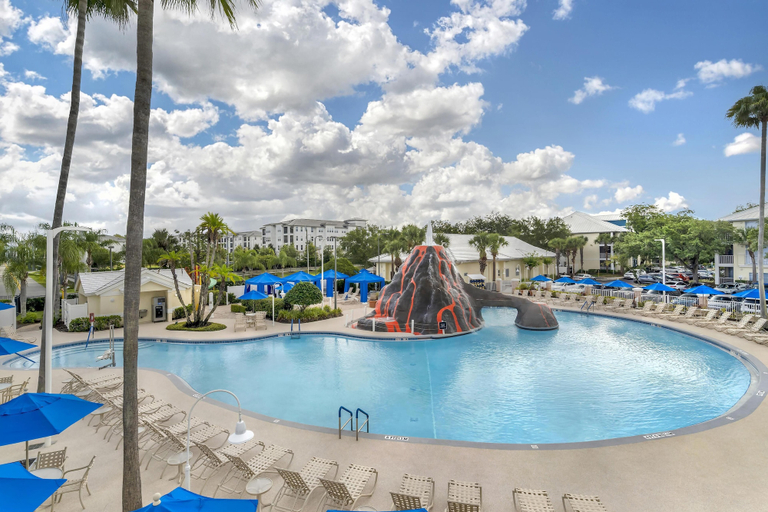 Sport & Beauty 2, Hilton Vacation Club Cypress Pointe Orlando, Orange