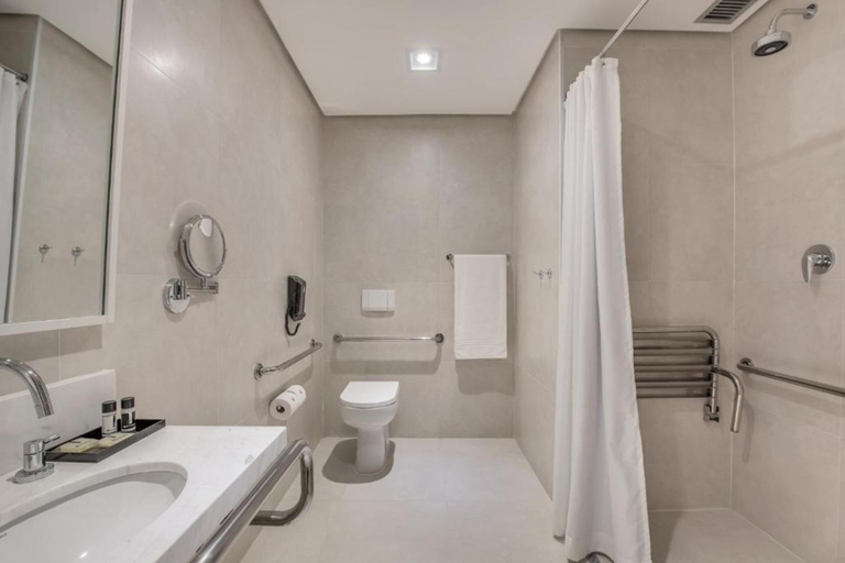 Bathroom 4, Intercity Patio Pinda Hotel & Resort, Pindamonhangaba