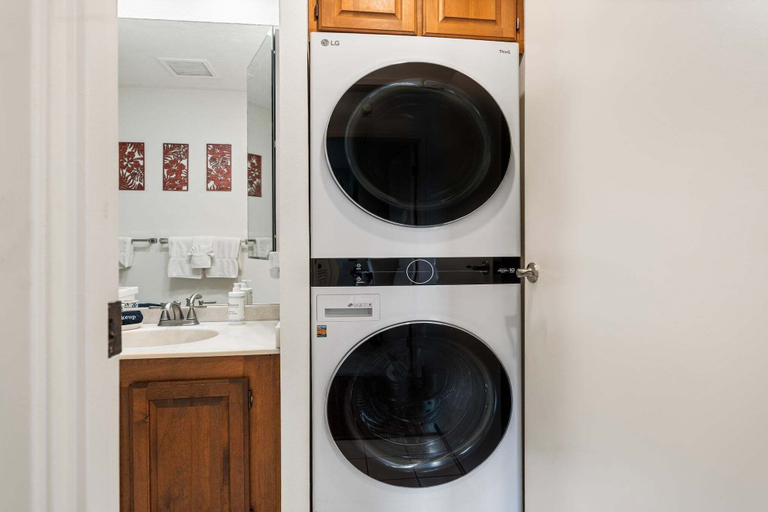 Laundry, Keauhou Golf Front w/ Ocean Views & A/C CCV 321, Hawaii