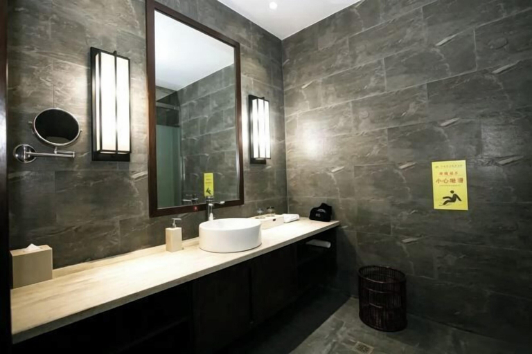 Bathroom 4, Gongga cliff Hot Spring Hotel, Garzê Tibetan